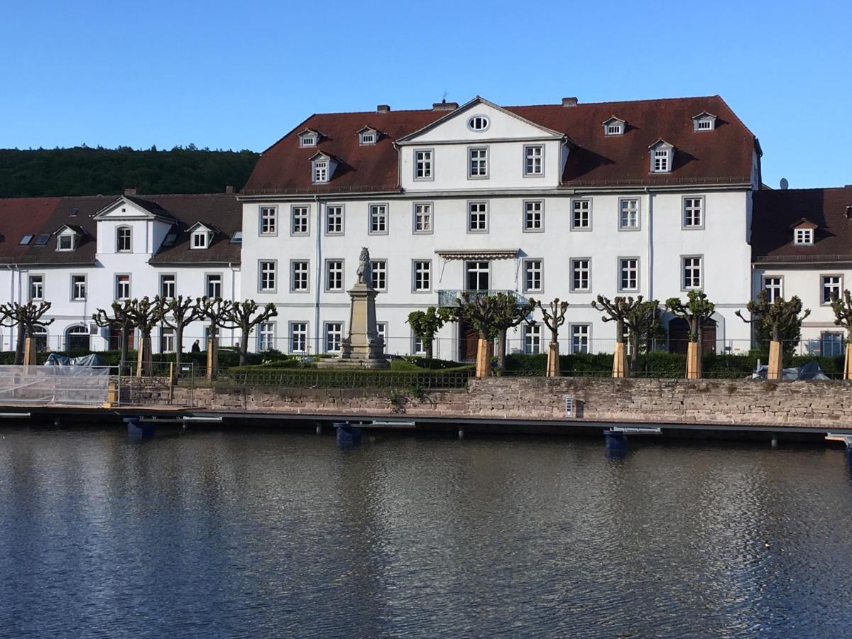 Appartement Am Hafenplatz Бад Карлхафен Екстериор снимка